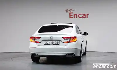 Honda Accord 2019 1.5 Автомат в Москве № 384311, миниатюра 4