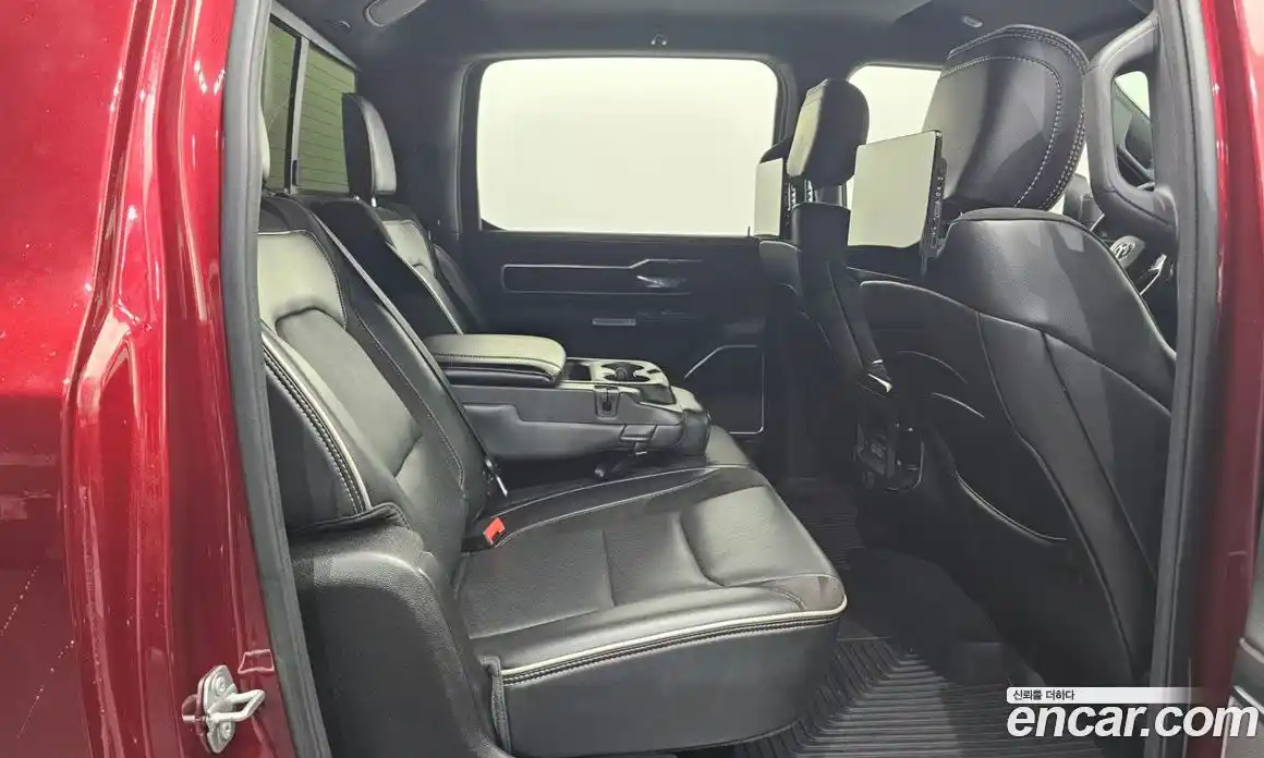 Dodge Ram Pick Up 2019 5.7 Автомат в Москве № 384407, фото 12