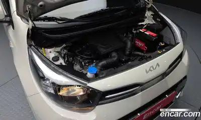 Kia Morning 2023 1.0 Автомат в Москве № 404044, миниатюра 6