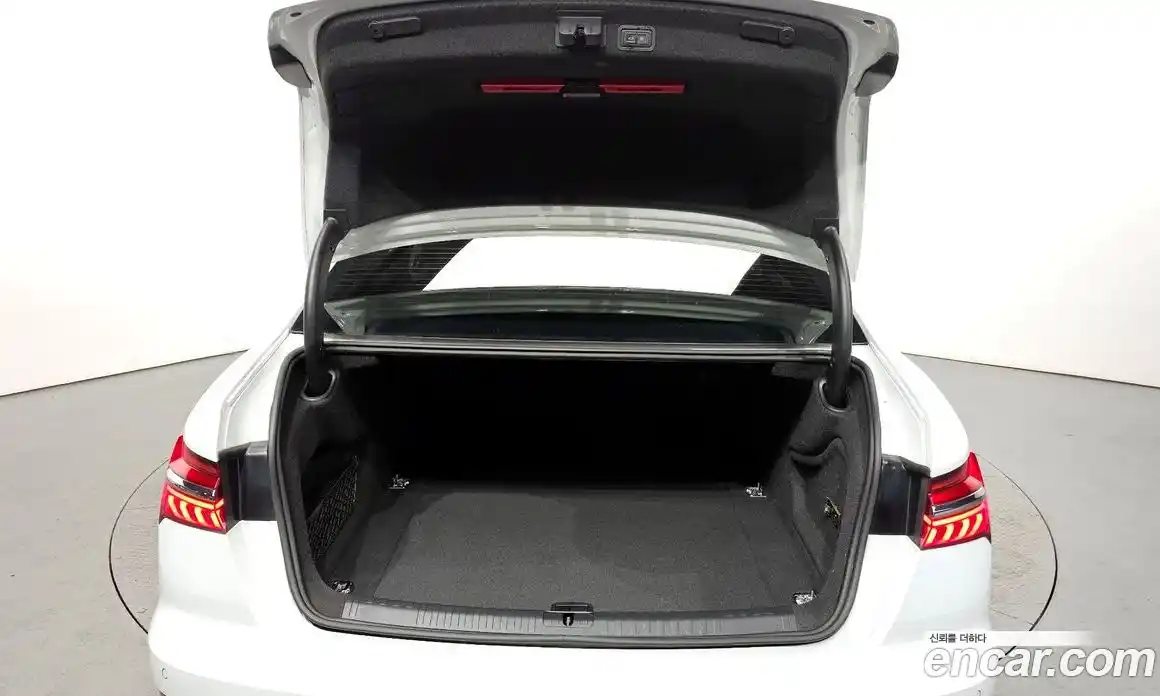 Audi A6 2020 2.0 Автомат в Москве № 413957, фото 20