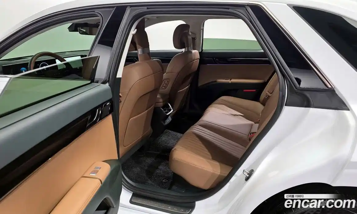 Hyundai Grandeur 2025 1.6 Автомат в Москве № 47143, фото 16