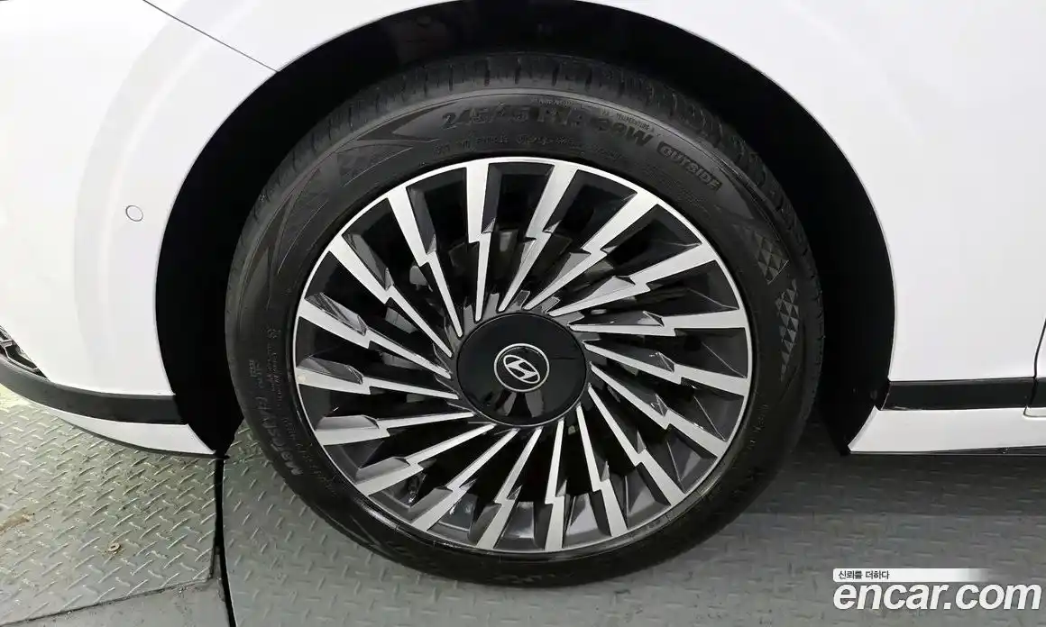 Hyundai Grandeur 2025 1.6 Автомат в Москве № 47143, фото 8