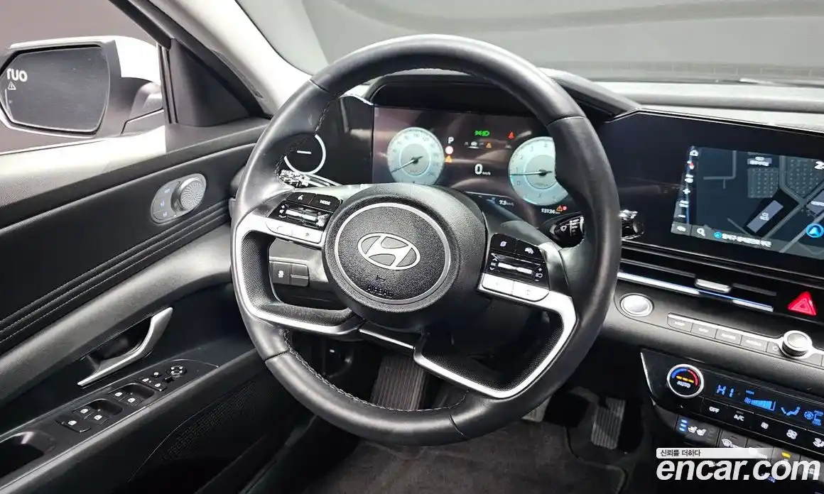 Hyundai Avante 2024 1.6 Автомат в Москве № 47805, фото 13