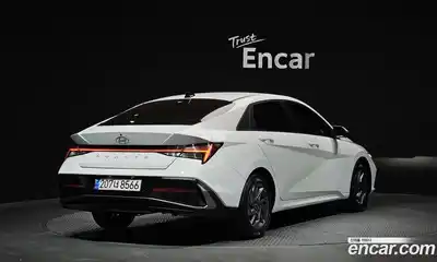 Hyundai Avante 2024 1.6 Автомат в Москве № 47805, миниатюра 2