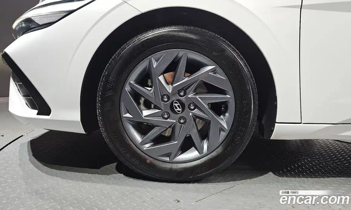 Hyundai Avante 2024 1.6 Автомат в Москве № 47805, фото 5