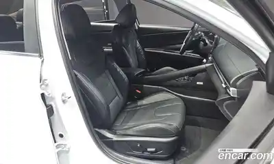 Hyundai Avante 2024 1.6 Автомат в Москве № 47805, миниатюра 10