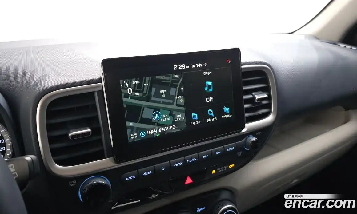 Hyundai Venue 2020 1.6 Автомат в Москве № 48834, фото 16