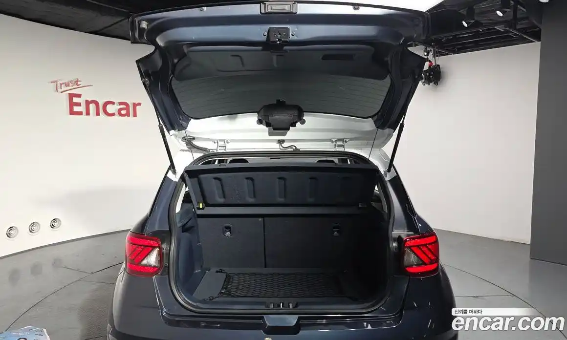 Hyundai Venue 2020 1.6 Автомат в Москве № 48834, фото 18