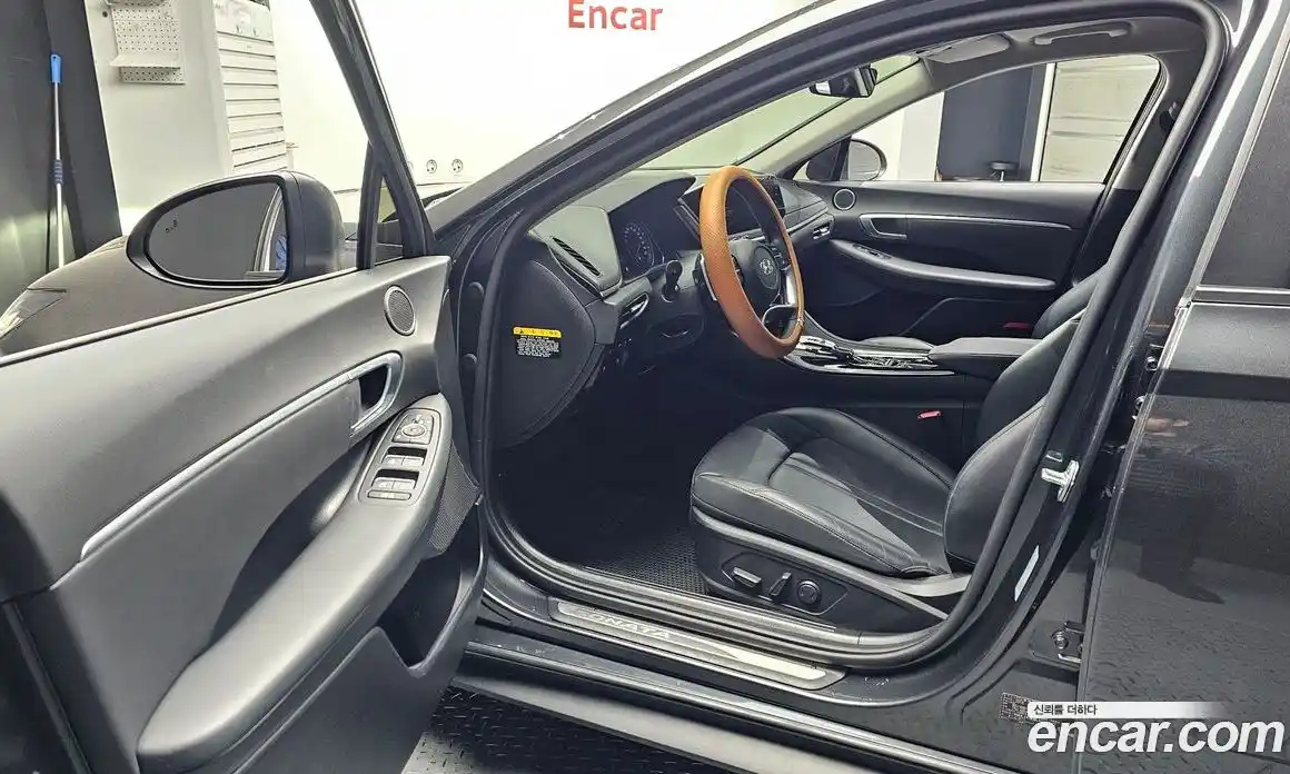 Hyundai Sonata 2020 2.0 Автомат в Москве № 49598, фото 11