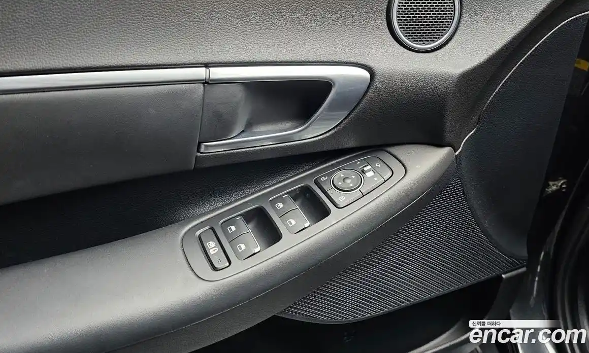 Hyundai Sonata 2020 2.0 Автомат в Москве № 49598, фото 12