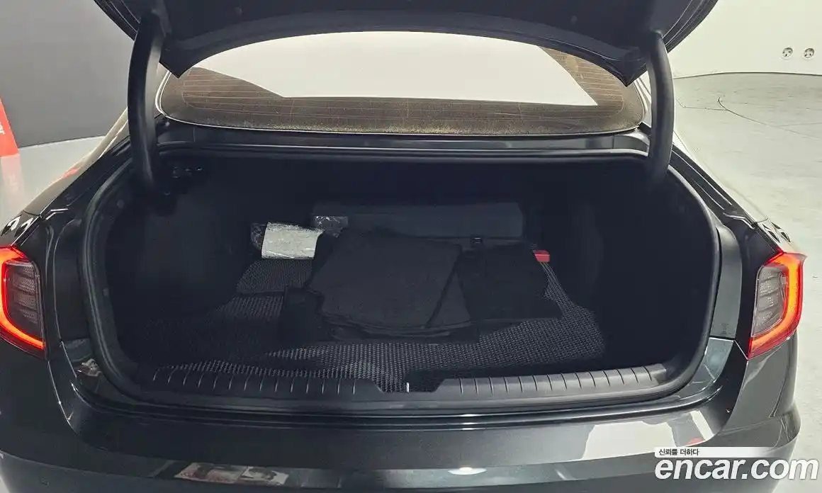 Hyundai Sonata 2020 2.0 Автомат в Москве № 49598, фото 16