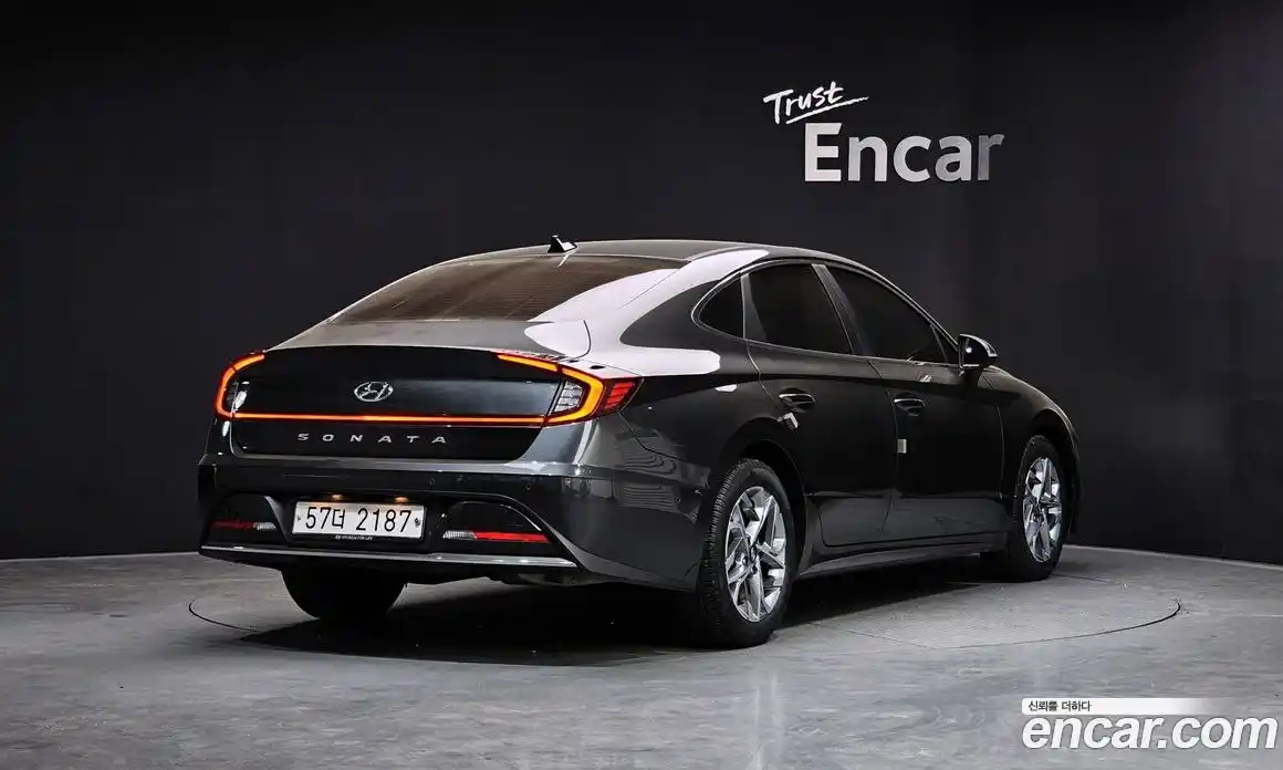 Hyundai Sonata 2020 2.0 Автомат в Москве № 49598, фото 20