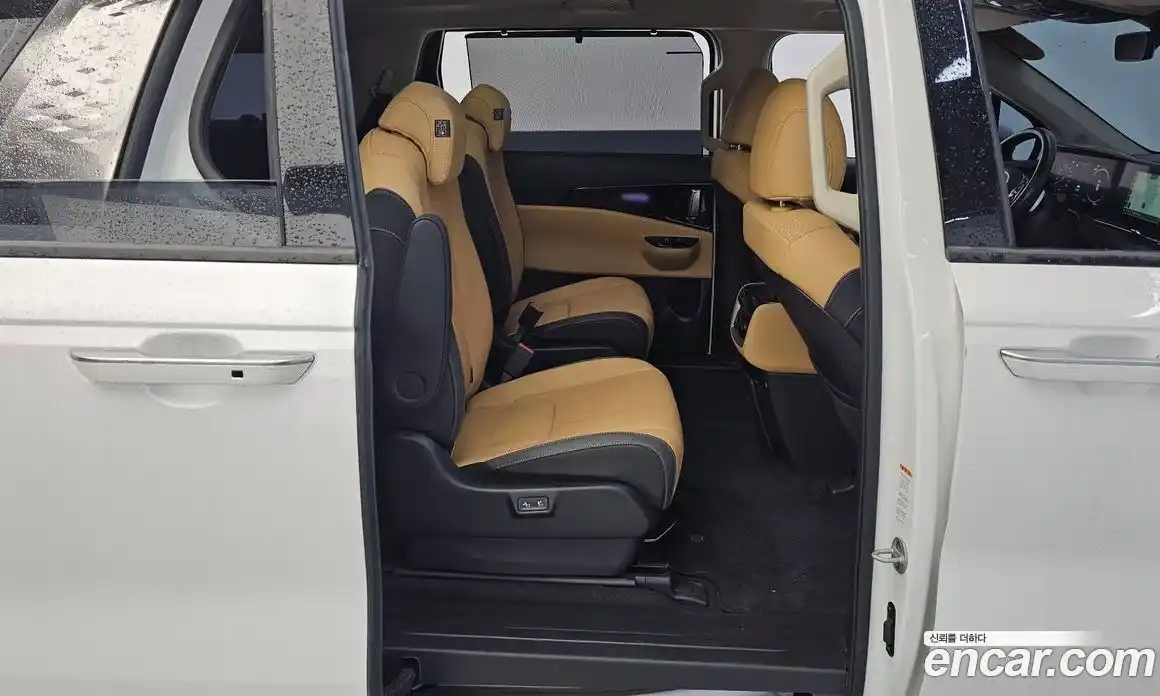 Kia Canival 2023 2.2 Автомат в Москве № 50561, фото 12