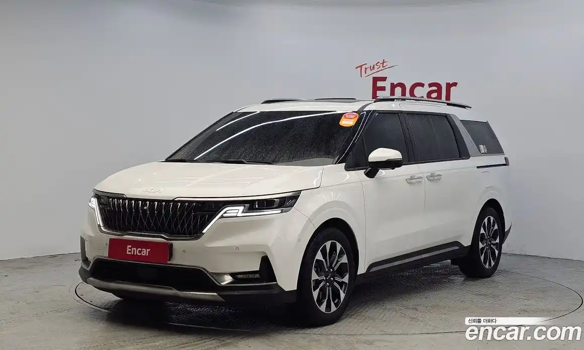 Kia Canival 2023 2.2 Автомат в Москве № 50561, фото 13