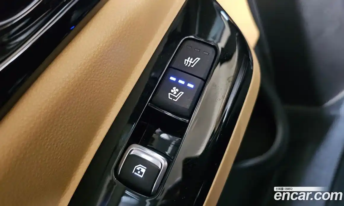 Kia Canival 2023 2.2 Автомат в Москве № 50561, фото 16