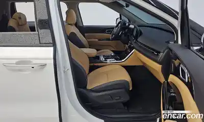 Kia Canival 2023 2.2 Автомат в Москве № 50561, миниатюра 7