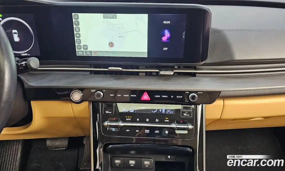 Kia Canival 2023 2.2 Автомат в Москве № 50561, фото 10