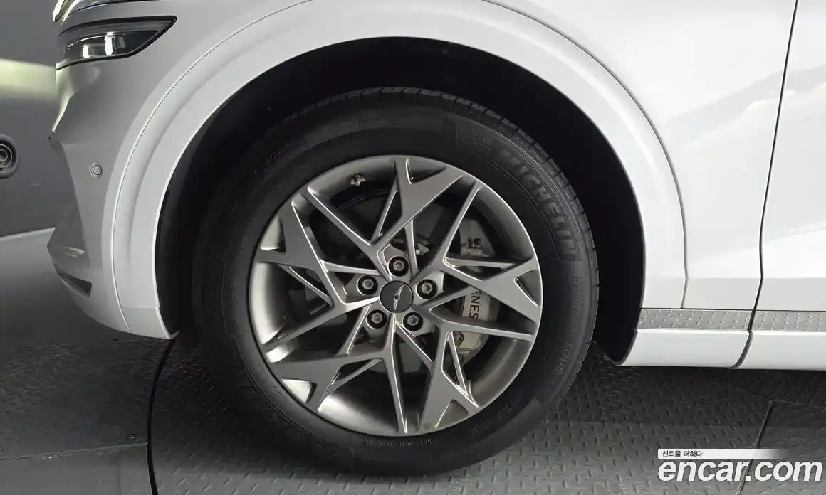 Genesis GV70 2023 2.5 Автомат в Москве № 56448, фото 14