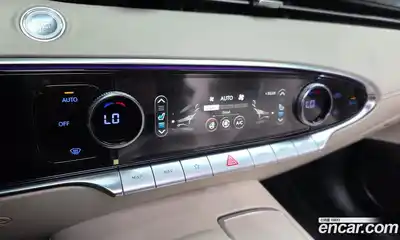 Genesis GV70 2023 2.5 Автомат в Москве № 56448, миниатюра 5