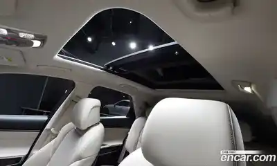 Genesis GV70 2023 2.5 Автомат в Москве № 56448, миниатюра 6