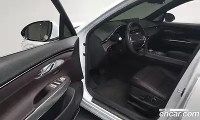 Genesis GV70 2024 2.5 Автомат в Москве № 57019, миниатюра 11