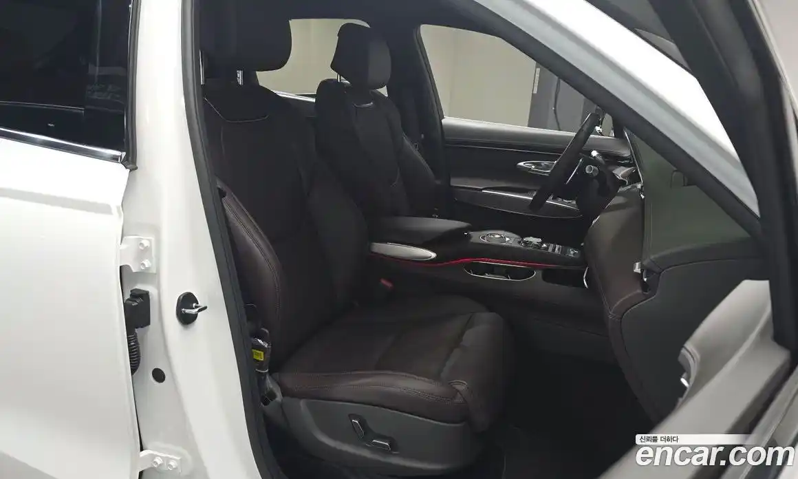 Genesis GV70 2024 2.5 Автомат в Москве № 57019, фото 10