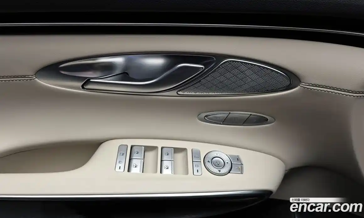 Genesis GV70 2021 2.5 Автомат в Москве № 57102, фото 3