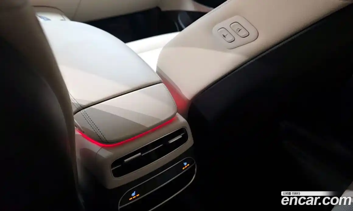 Genesis GV70 2021 2.5 Автомат в Москве № 57102, фото 10