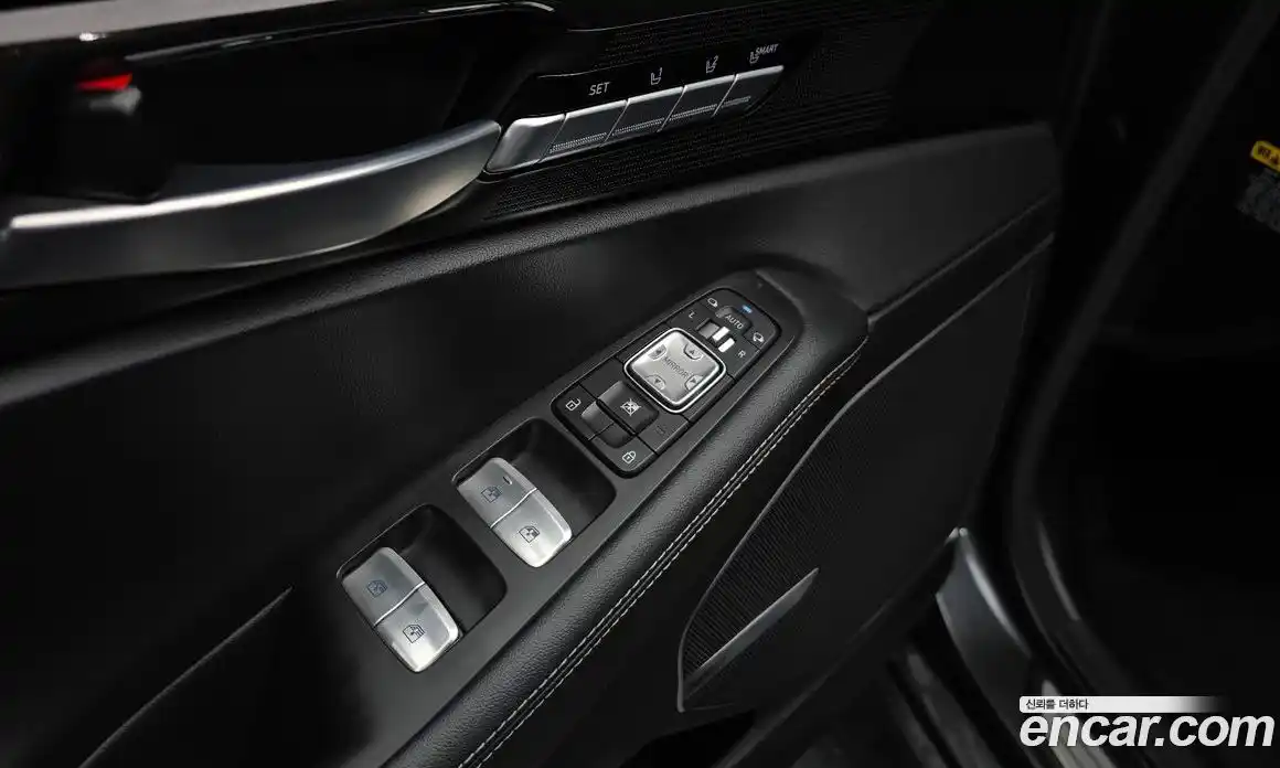 Genesis G90 2019 3.8 Автомат в Москве № 573, фото 17