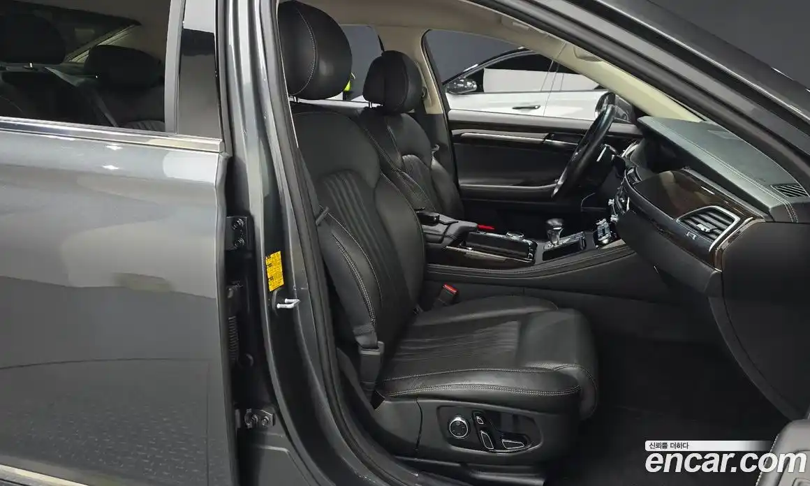 Genesis G90 2019 3.8 Автомат в Москве № 573, фото 10