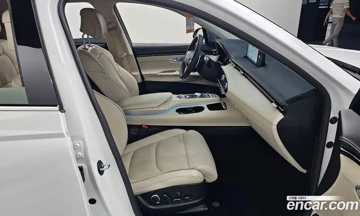 Genesis GV70 2024 2.5 Автомат в Москве № 58595, фото 9