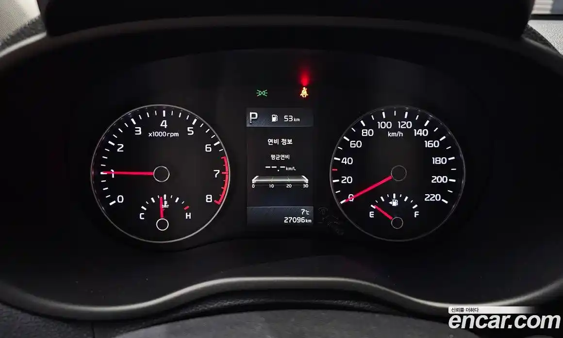 Kia Morning 2021 1.0 Автомат в Москве № 60773, фото 11