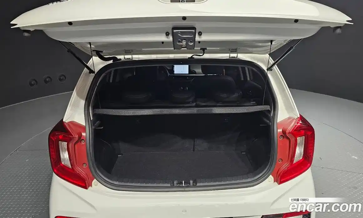 Kia Morning 2021 1.0 Автомат в Москве № 60773, фото 19