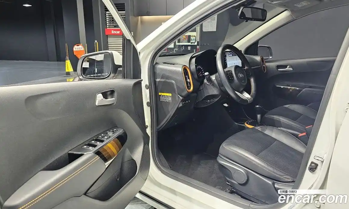 Kia Morning 2021 1.0 Автомат в Москве № 60773, фото 20