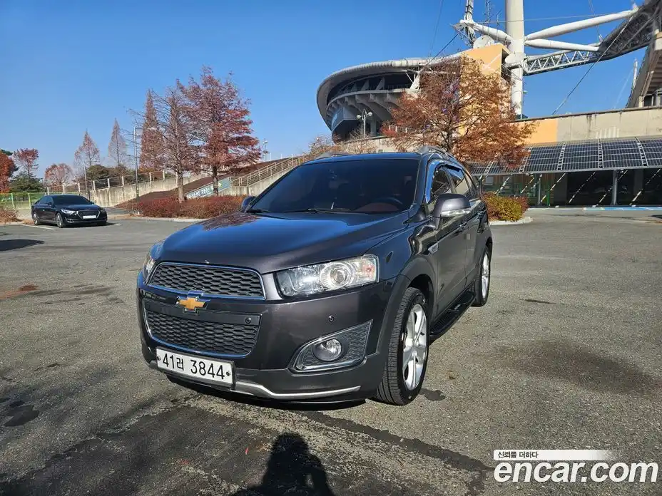 Chevrolet Captiva 2015 2.0 Автомат в Москве № 62231, фото 1