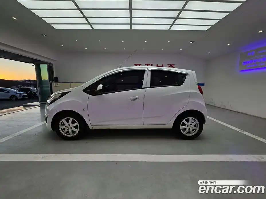 Chevrolet Spark 2014 1.0 Автомат в Москве № 64769, фото 4
