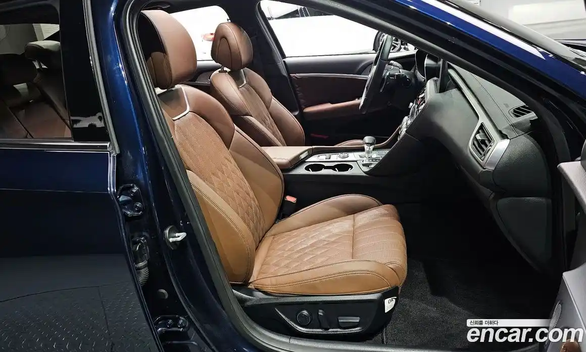 Genesis G70 2019 2.0 Автомат в Москве № 80952, фото 11