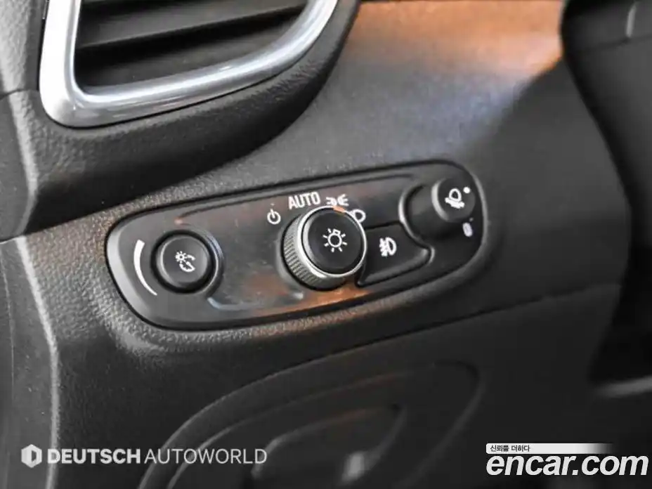 Chevrolet Trax 2018 1.6 Автомат в Москве № 91793, фото 17