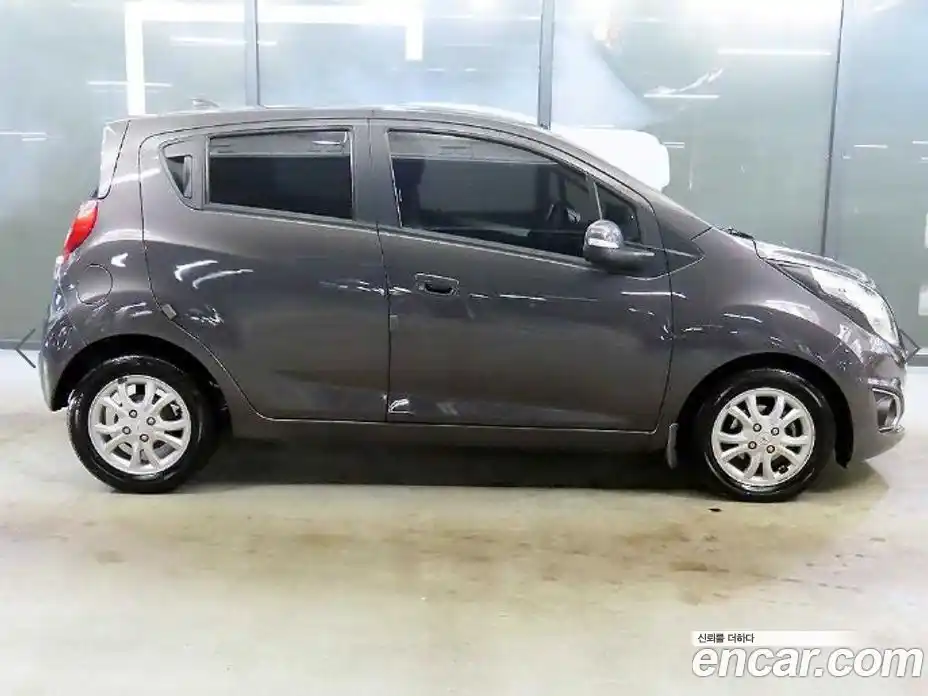Chevrolet Spark 2014 1.0 Вариатор в Москве № 104434, фото 3