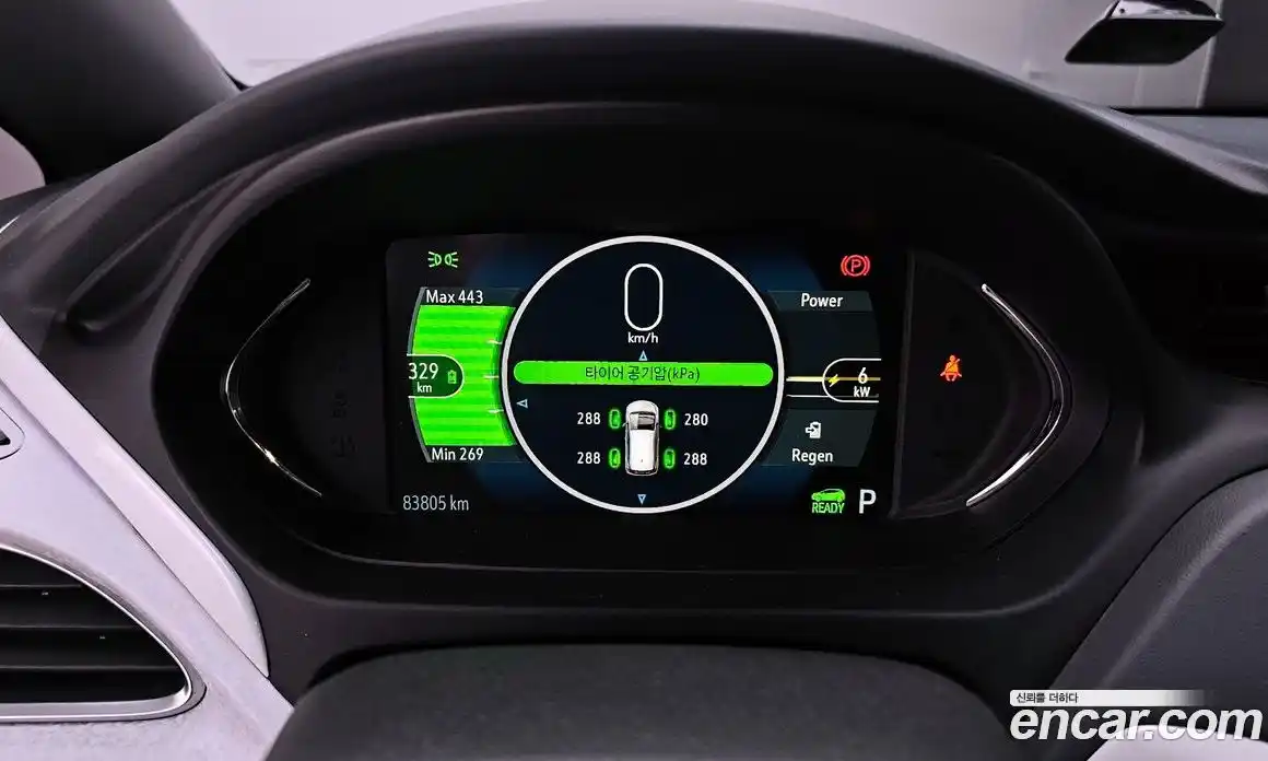 Chevrolet Bolt EV 2019 0.2 Автомат в Москве № 105032, фото 16