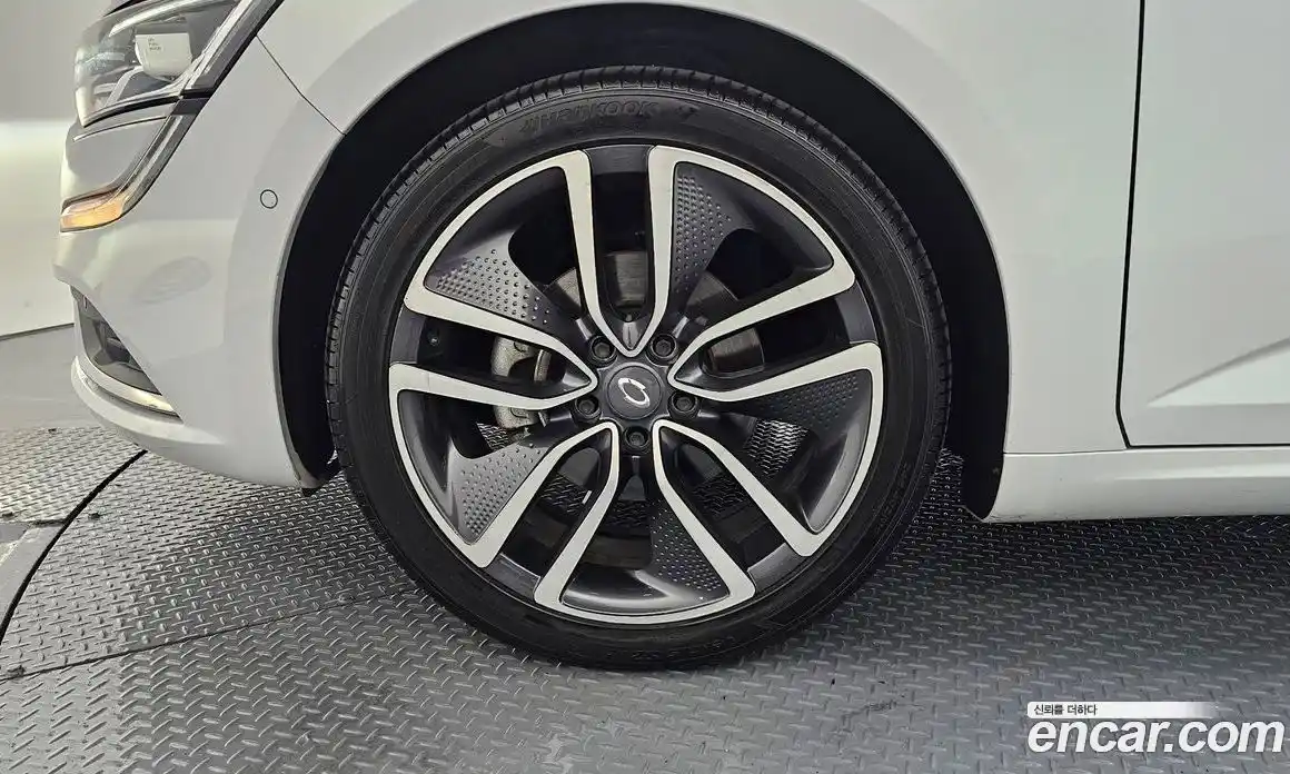 Renault SM6 2019 1.6 Автомат в Москве № 107092, фото 15