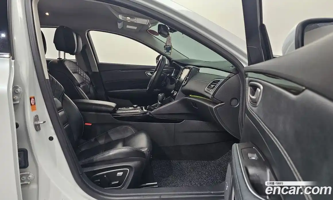 Renault SM6 2019 1.6 Автомат в Москве № 107092, фото 16