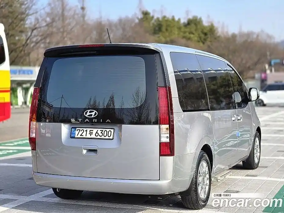 Hyundai Staria 2025 2.2 Автомат в Москве № 107684, фото 5