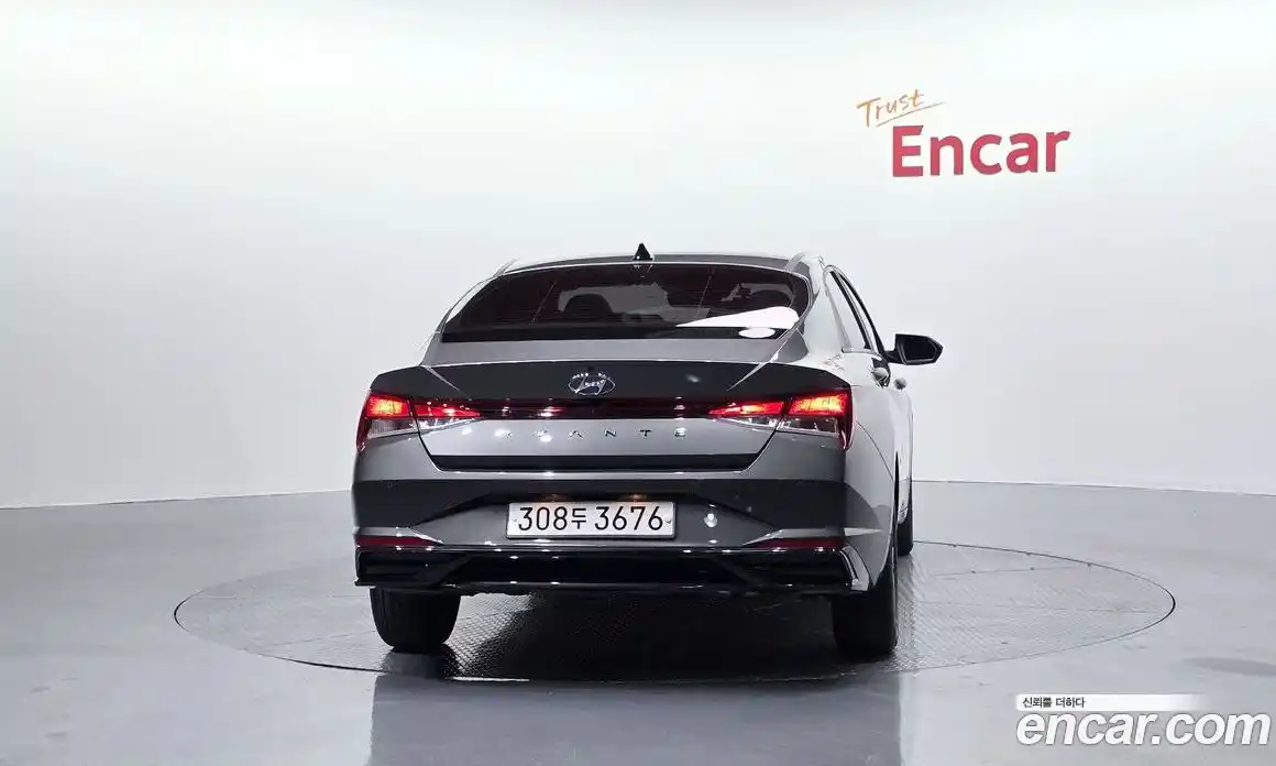 Hyundai Avante 2023 1.6 Автомат в Москве № 107841, фото 12