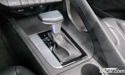 Hyundai Avante 2023 1.6 Автомат в Москве № 107841, миниатюра 4