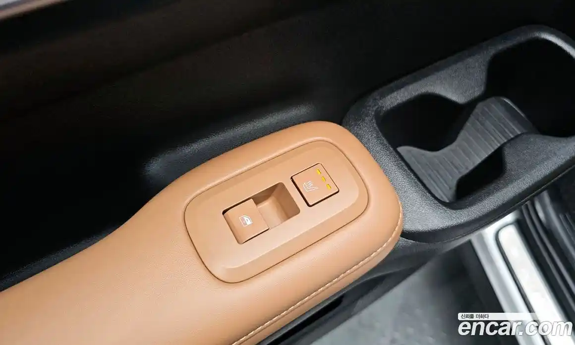 Hyundai Santa Fe 2024 1.6 Автомат в Москве № 110127, фото 13