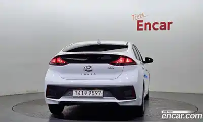 Hyundai Ioniq 2020 1.6 Автомат в Москве № 110364, миниатюра 4