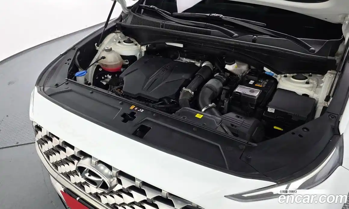 Hyundai Santa Fe 2023 2.5 Автомат в Москве № 112257, фото 12