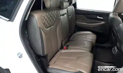 Hyundai Santa Fe 2023 2.5 Автомат в Москве № 112257, миниатюра 5