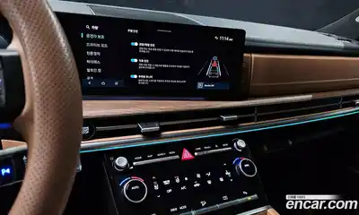 Hyundai Santa Fe 2024 1.6 Автомат в Москве № 112551, миниатюра 5